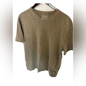 True Grit Men's Short Sleeve Cotton V Neck Tee Distressed Casual Luxury Tan LG